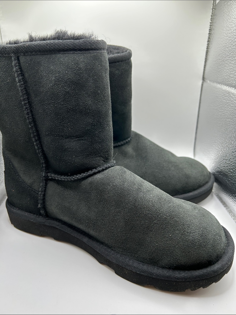 UGG Kids Classic II Tall Shearling-Lined Boots Black Size 4 Kids 5-6 Women New